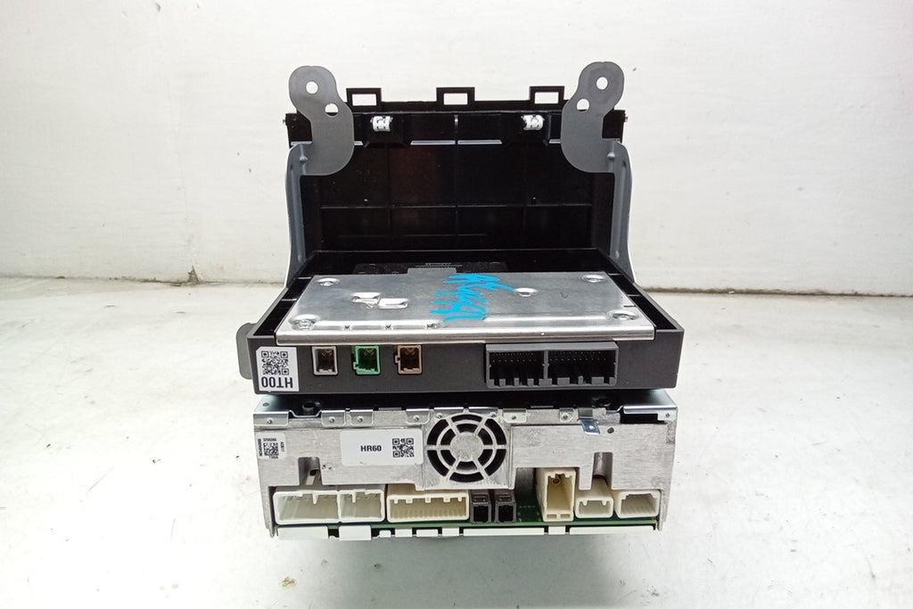 18 2018 Subaru XV Crosstrek Radio Receiver w/ Navigation OEM M1673