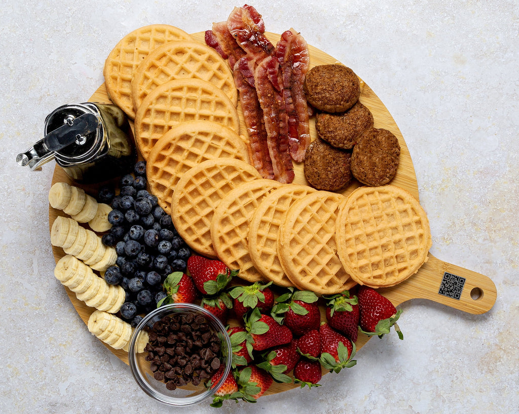 Bamboo Round Charcuterie Board with Handle, 15.5" K56707