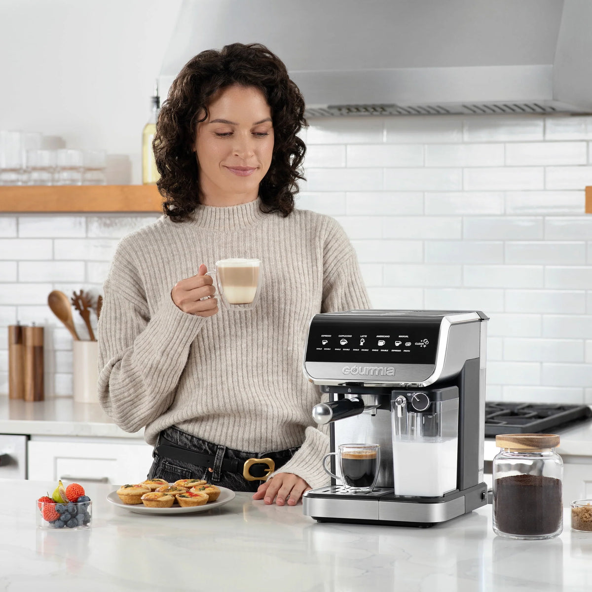 Espresso, Cappuccino, Latte & Americano Maker with Automatic Frothing L245