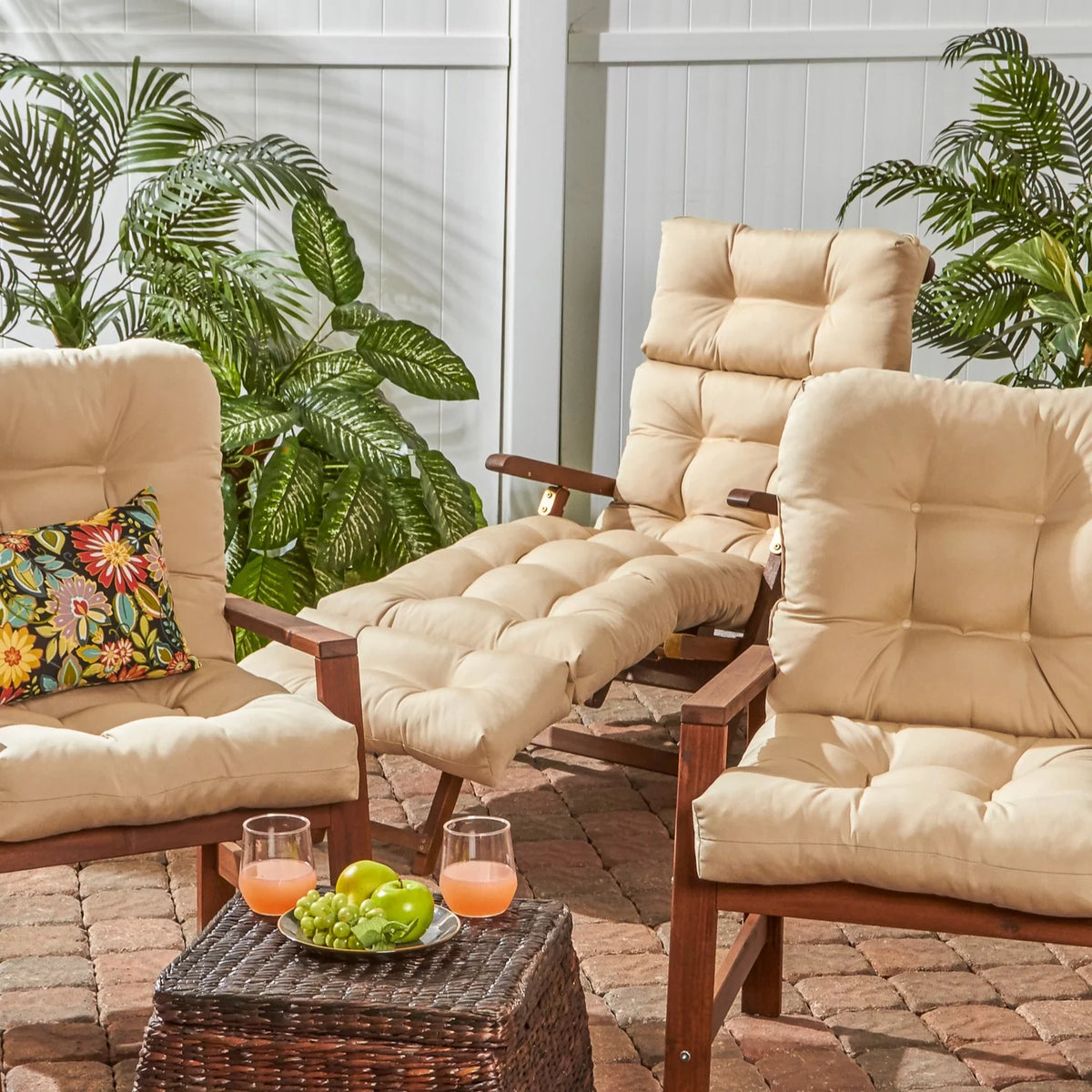 Stone Outdoor Chaise Lounge Chair Cushion E865