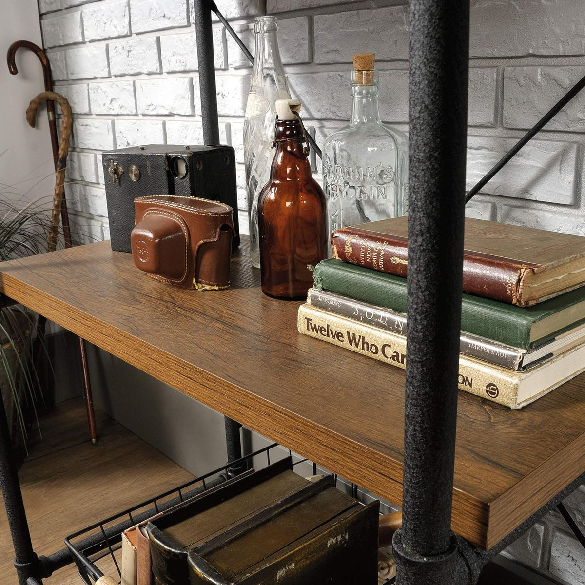 Checked Oak Bookcase D968715