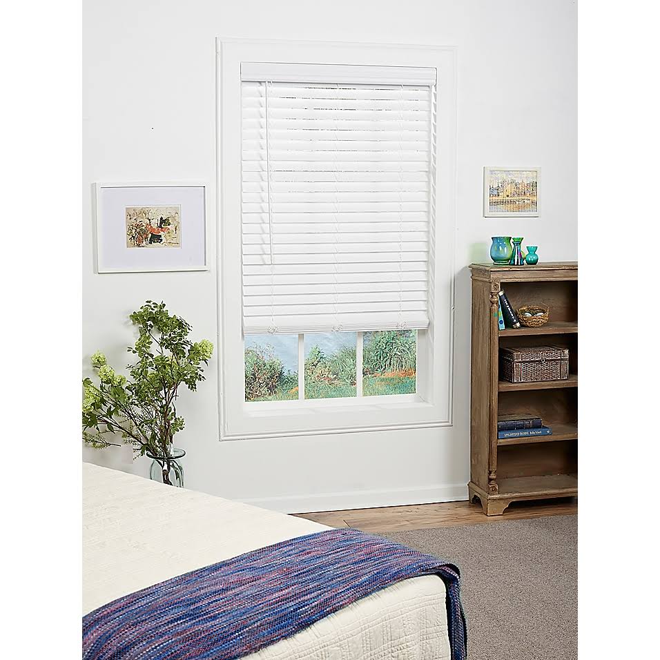 White Cordless Faux Wood Blind Z8681