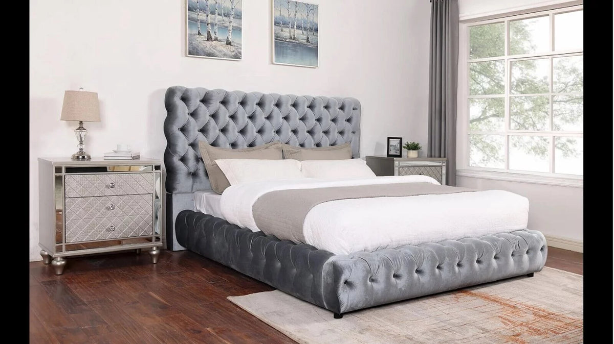 Gray Fabric Queen Size Bed and Nightstand Set V68468
