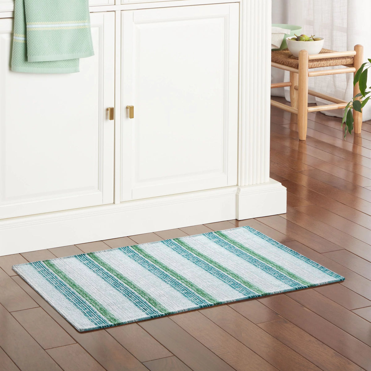 Mint Green/White 20"x36" Kitchen Mat O613
