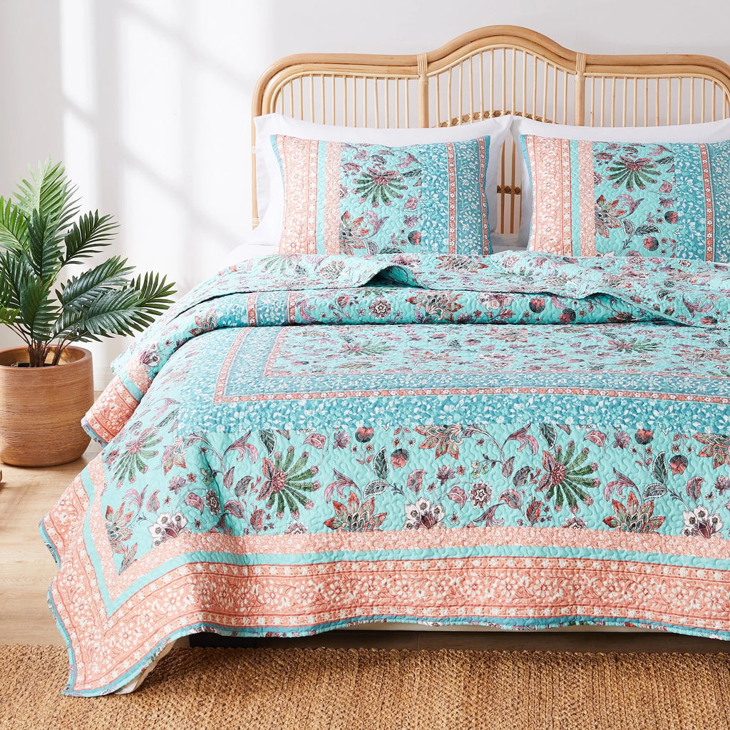 Turquoise Oversized Cotton Rich Quilt and Pillow Sham Set Full - Queen 3 Piece D731925
