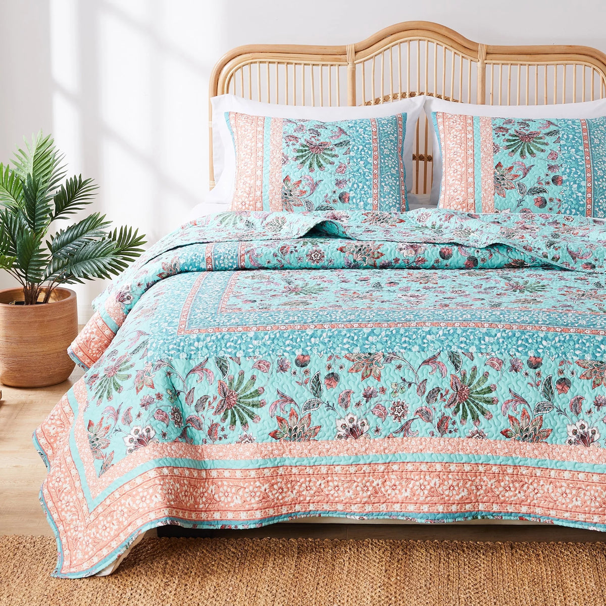 Turquoise Oversized Cotton Rich Quilt and Pillow Sham Set Full - Queen 3 Piece D731925