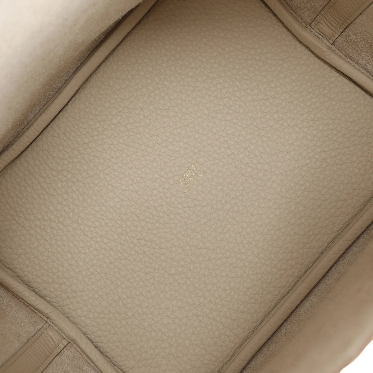 Beton Clemence Leather Bag Q667