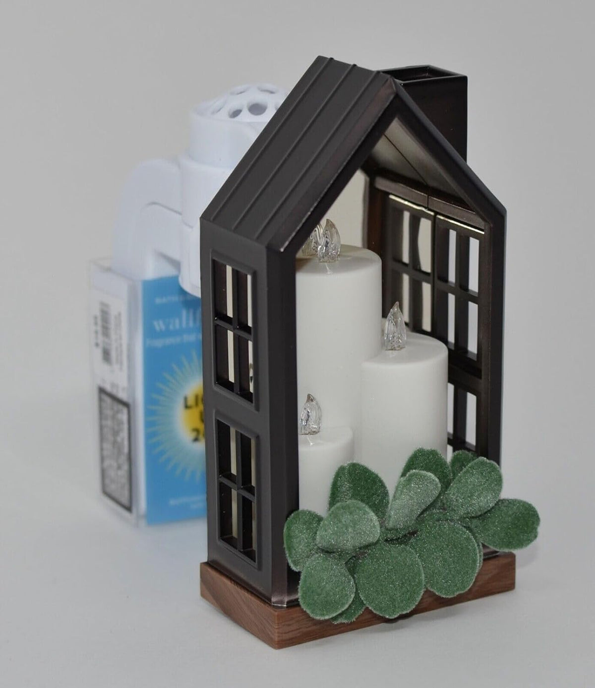 Wallflowers Fragrance Plug Candle Lantern Nightlight N678562