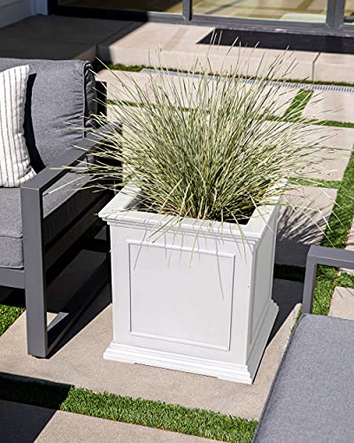 Cube Plastic Planter with Drainage Holes M6025