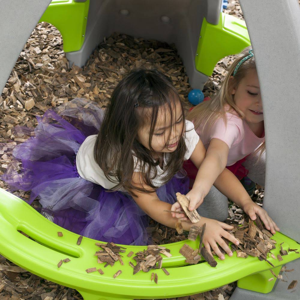 Castle Top Mountain Climber with Slide H921700
