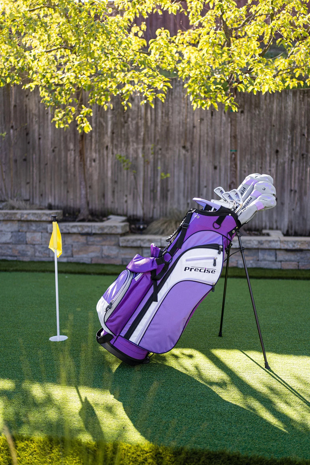 13 Piece Right Hand Golf Club Set J639