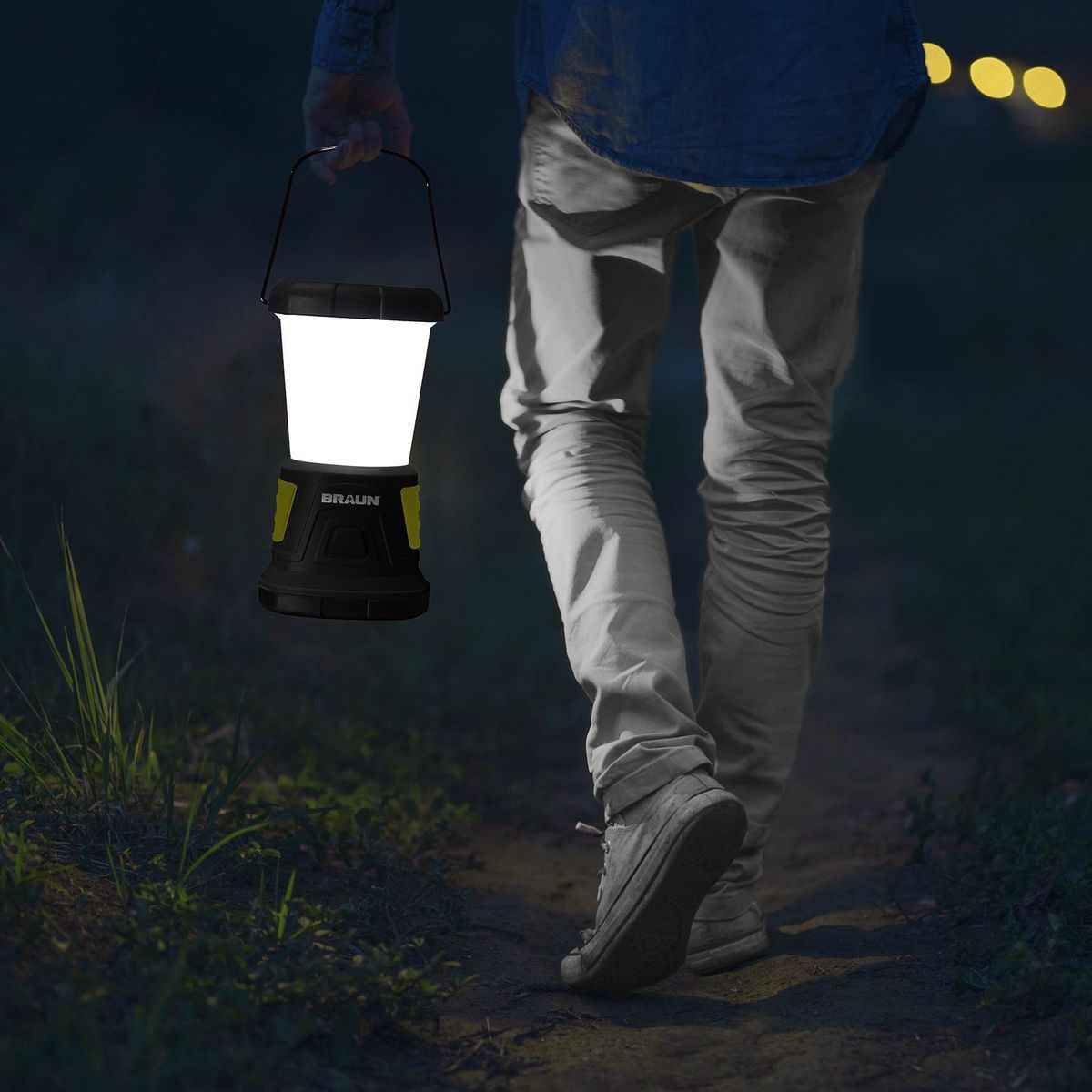 2000 Lumen 4 Mode Portable Lantern D816