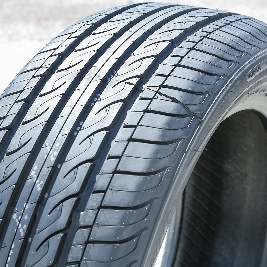 215/70R15 98H All Season Tire D647752
