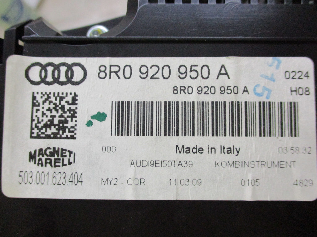 Pre-Owned Audi Q5 Speedometer Cluster OEM Y526